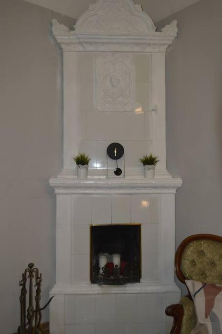 Unique Spacious Classic 3 Bedroom Midtown Apartment ! Billiard Room ! Riga Eksteriør bilde